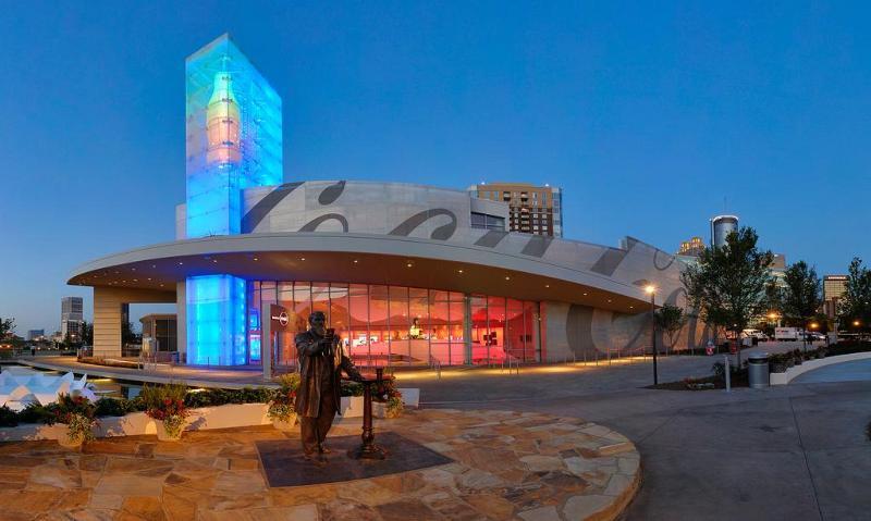 Atlanta Marriott Northeast/Emory Area Hotel Chamblee Bagian luar foto