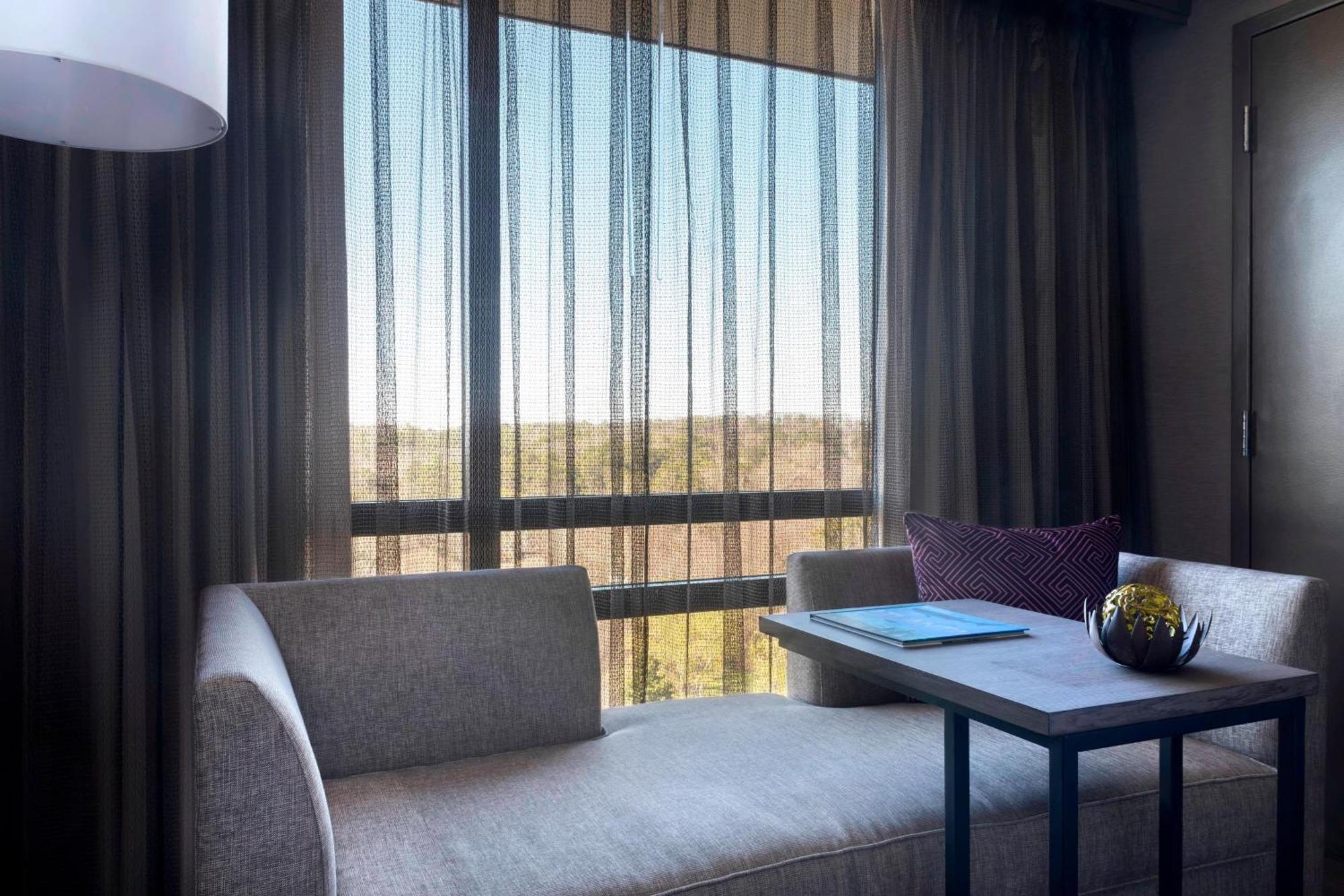 Atlanta Marriott Northeast/Emory Area Hotel Chamblee Bagian luar foto