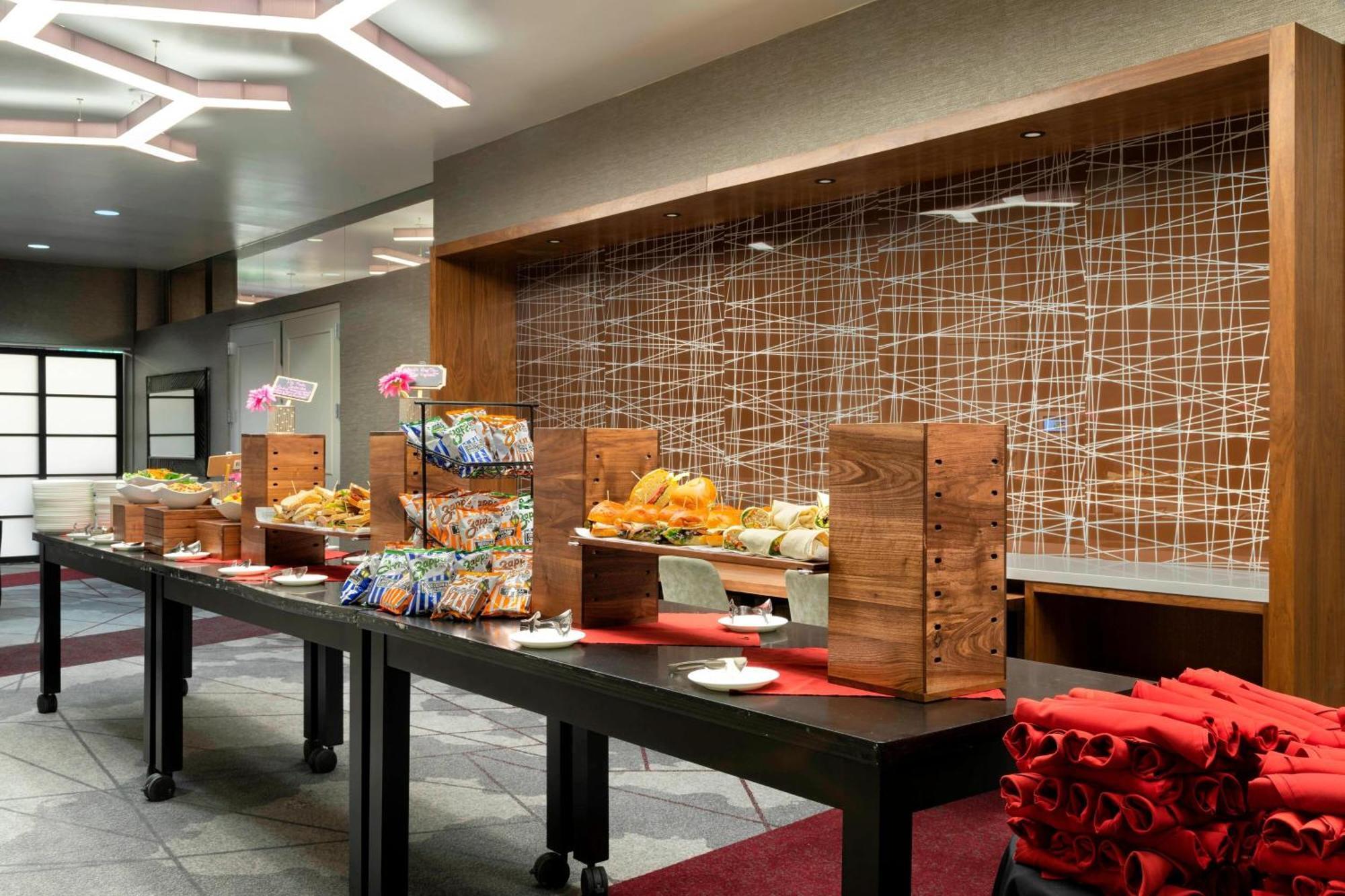 Atlanta Marriott Northeast/Emory Area Hotel Chamblee Bagian luar foto