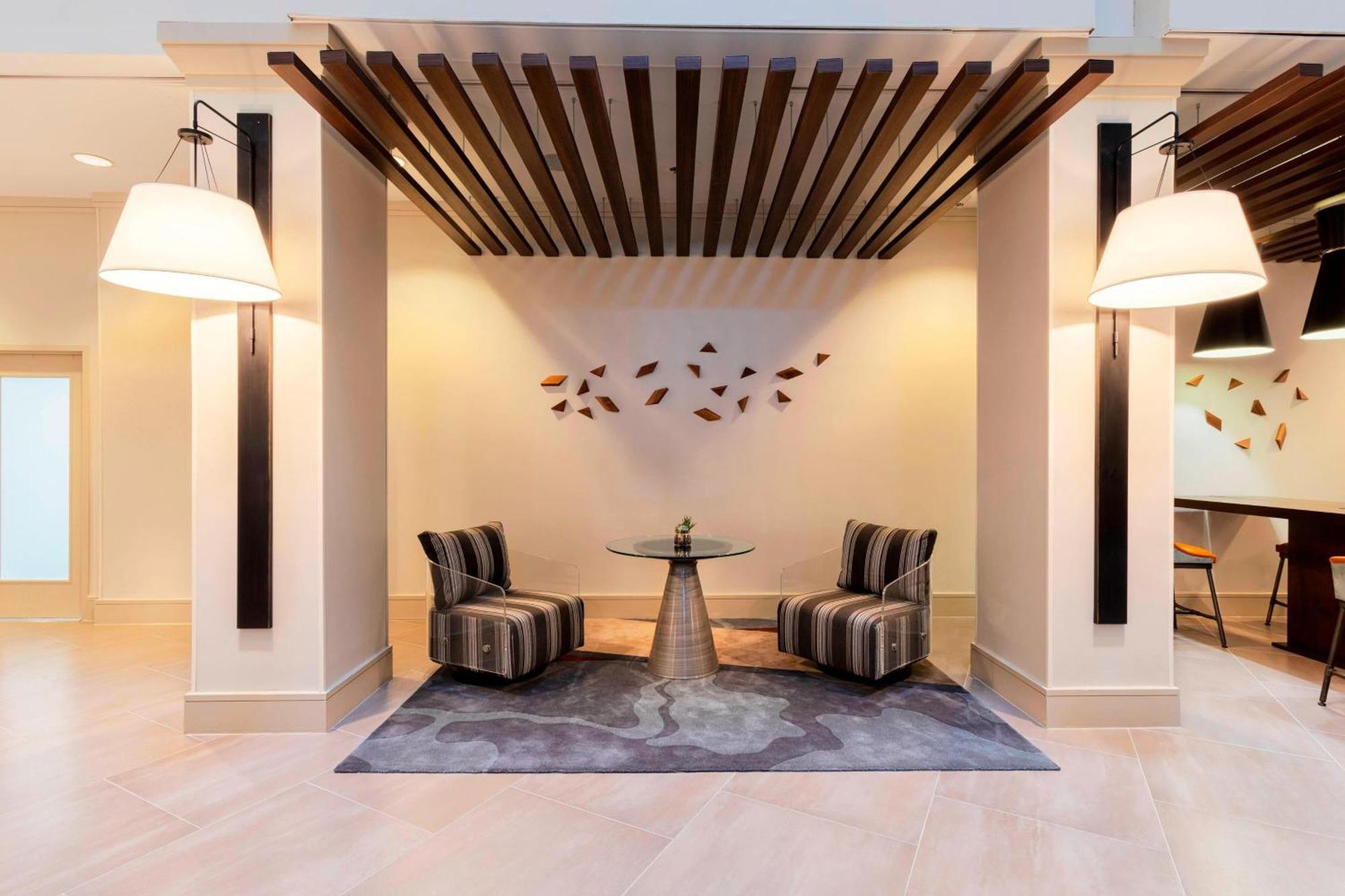 Atlanta Marriott Northeast/Emory Area Hotel Chamblee Bagian luar foto