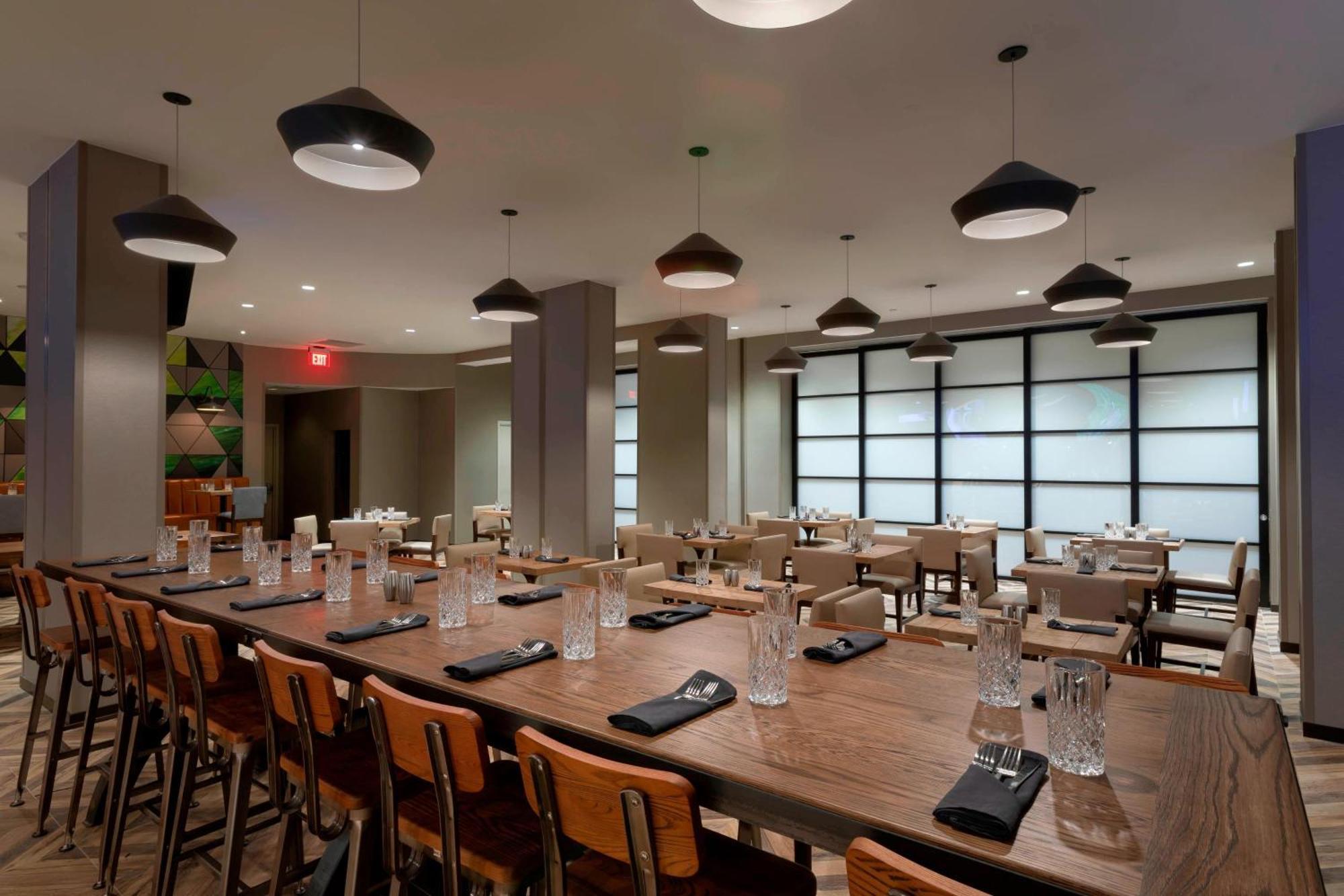 Atlanta Marriott Northeast/Emory Area Hotel Chamblee Bagian luar foto