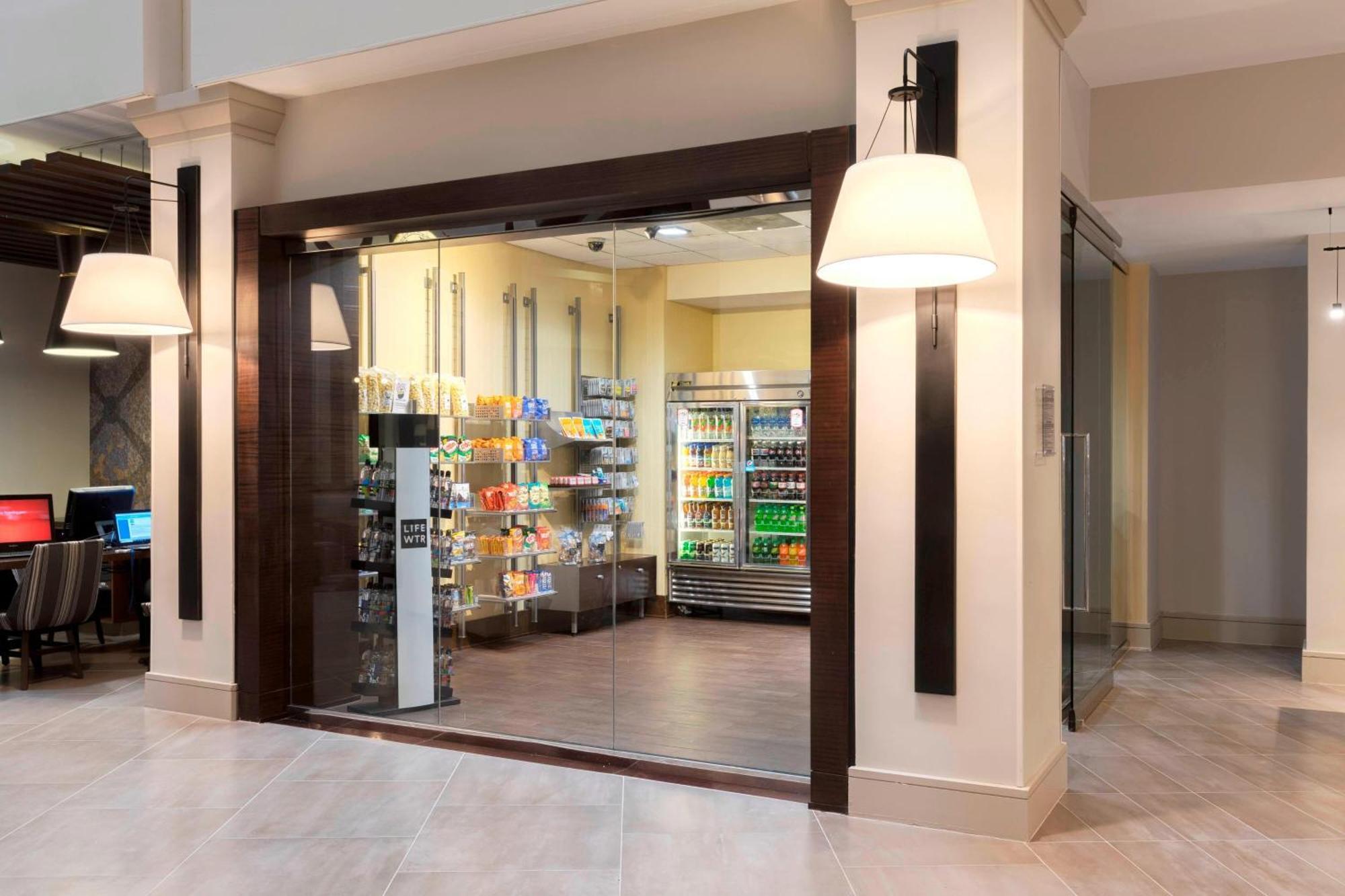 Atlanta Marriott Northeast/Emory Area Hotel Chamblee Bagian luar foto