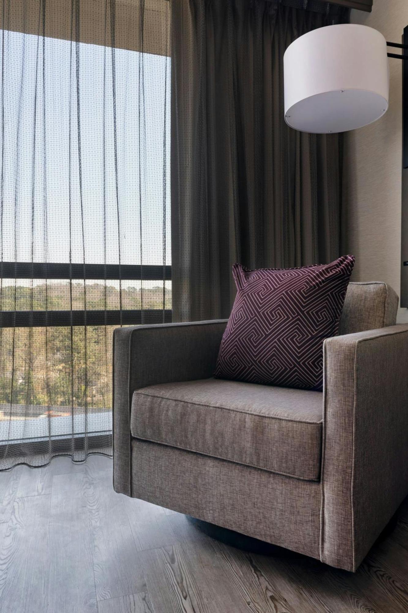Atlanta Marriott Northeast/Emory Area Hotel Chamblee Bagian luar foto