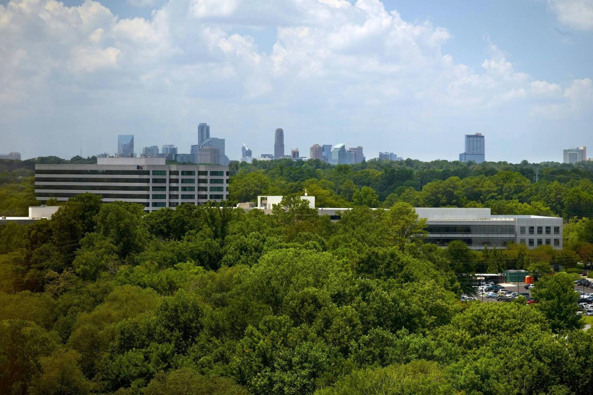 Atlanta Marriott Northeast/Emory Area Hotel Chamblee Bagian luar foto